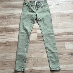 Roxy Olive Green Women’s Size 27 Skinny Jeans NWT